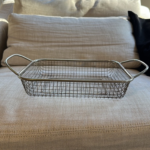 Pampered Chef Mesh BBQ Grill Pan, 11”L x 8.5”W x 2”H, EUC - Picture 3 of 3